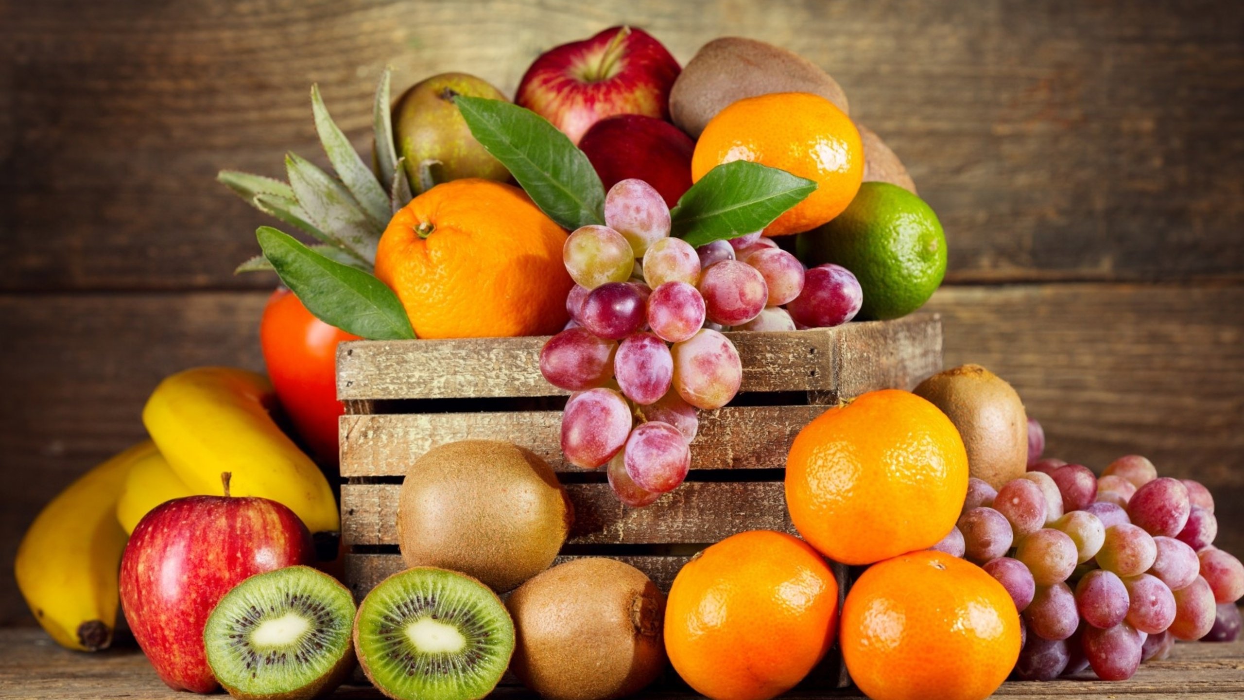 Свежие картинки. Фрукты. Разные фрукты. Натуральные фрукты. Сочные фрукты и овощи.