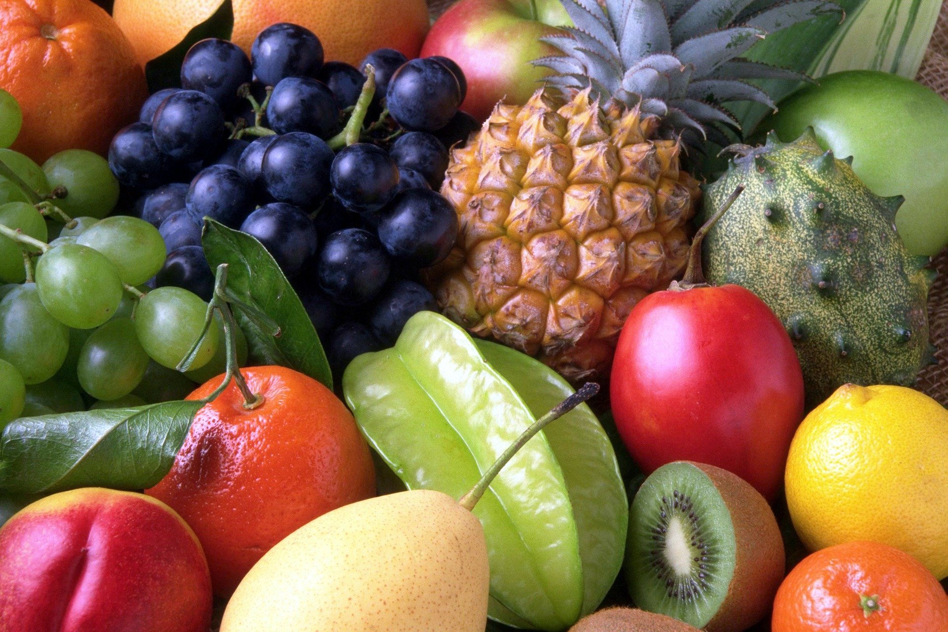 Фруктовый топ. Цитрус мевалар. Экзотические фрукты. Овощи, фрукты, ягоды. Разные фрукты и овощи.