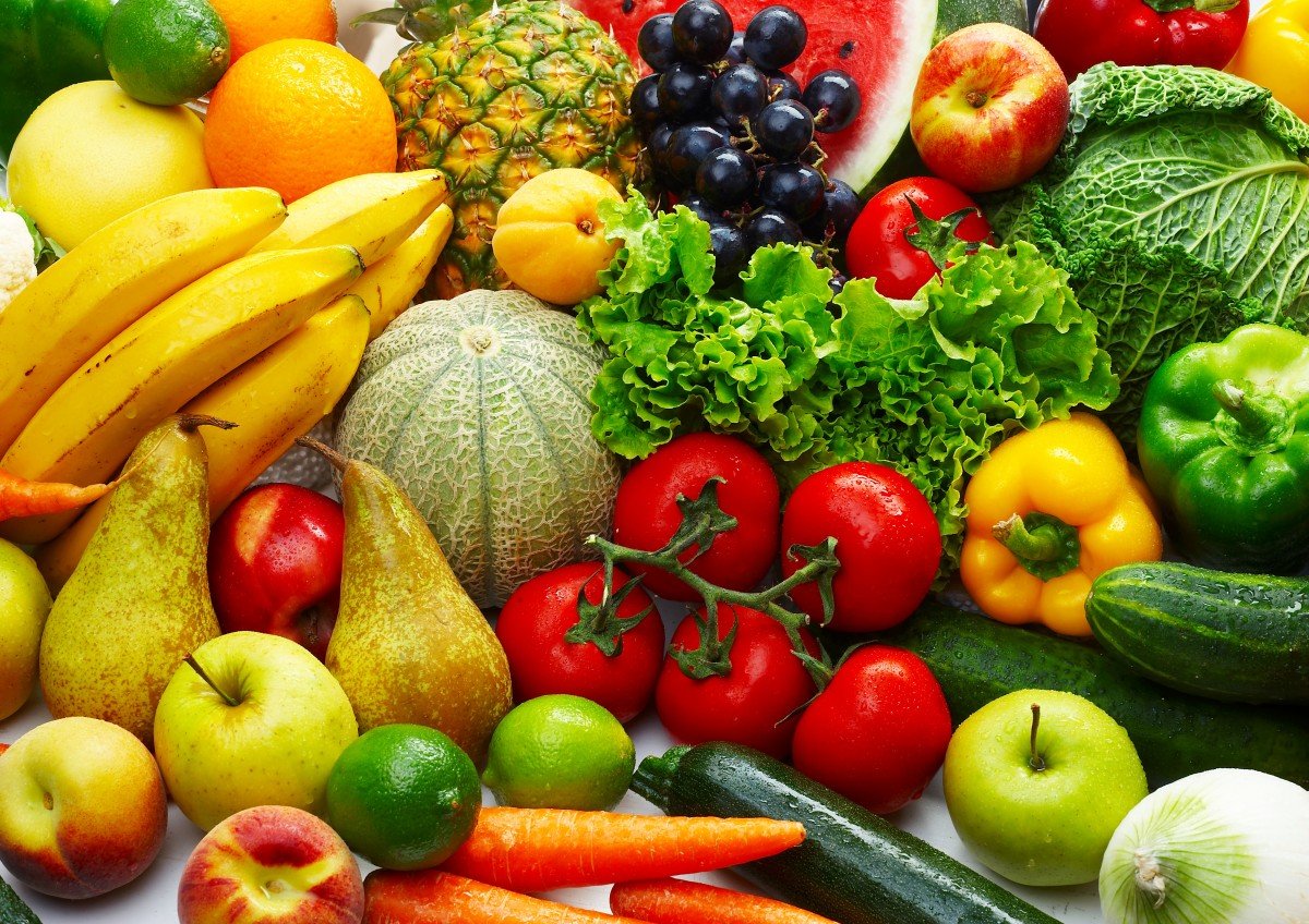 Овощи и фрукты. Фрукт. Яркие овощи. Свежие овощи и фрукты.