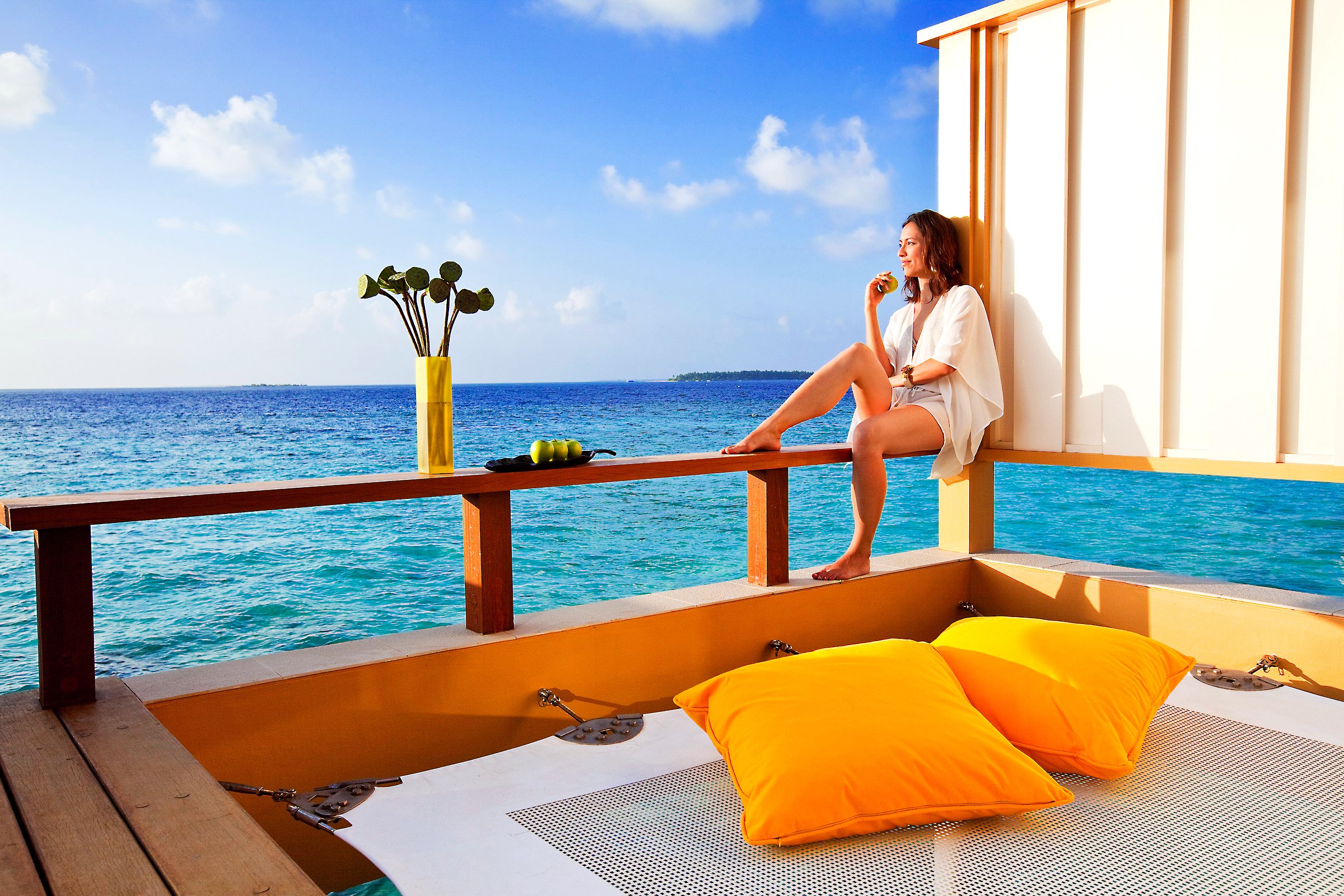 Relax back. Мальдивы отель Ангсана Велавару. Angsana Resort Spa Velavaru Maldives 5. Angsana Velavaru 5 Мальдивы. Красивый вид на море.