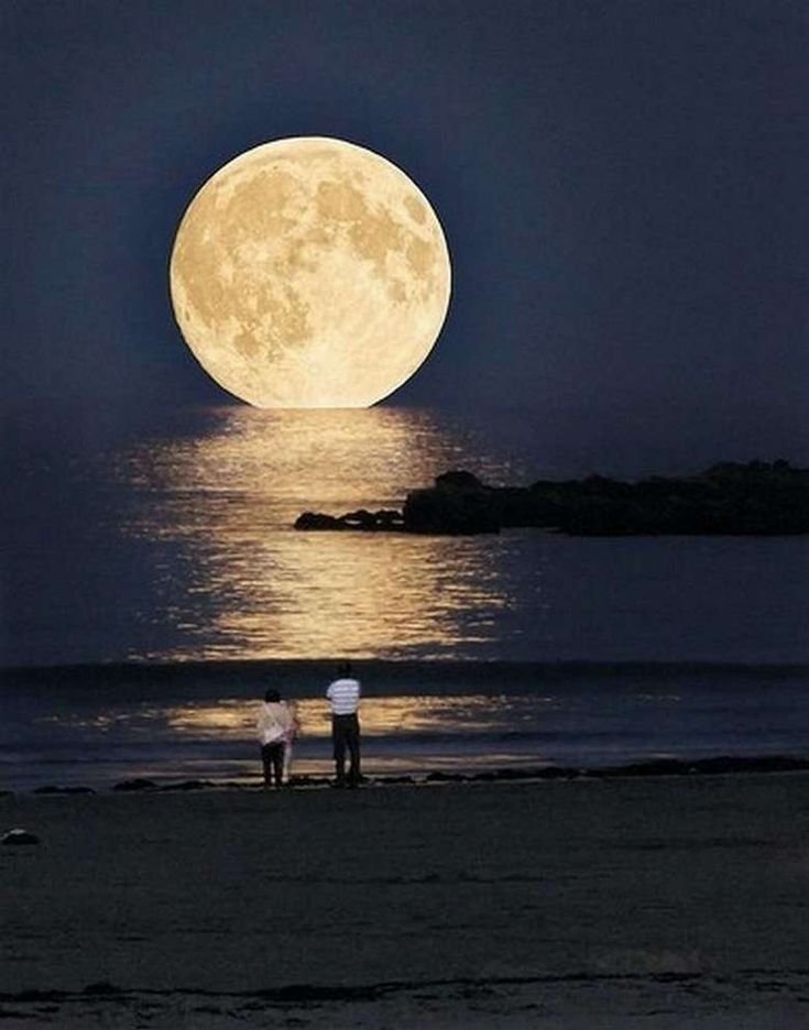 Lune d. Луна над пляжем Ксерокамбос, Греция. Луна. Большая Луна. Полнолуние.