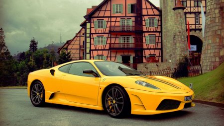 Ferrari f430 Scuderia Yellow