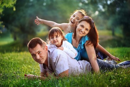 Счастливая семья