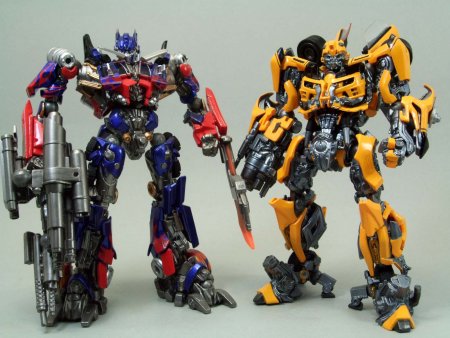 Оптимуса Прайма и Бамблби