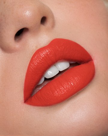 Красивые губы