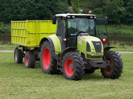 Грузовой трактор