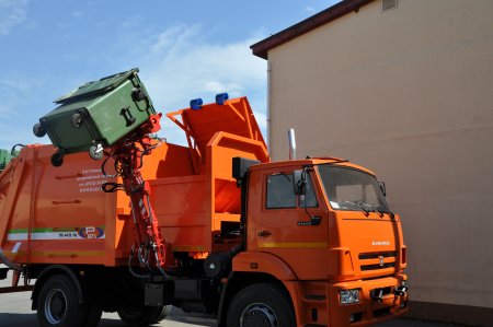 Мусоровоз КАМАЗ 4555 06