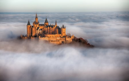 Замок Гогенцоллерн (Hohenzollern_Castle)