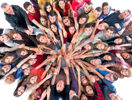 Множество людей