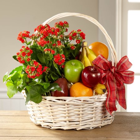 Корзина с фруктами