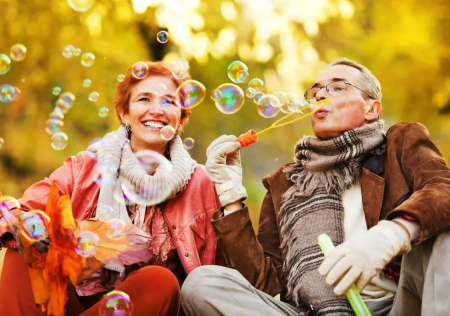 Позитивные пожилые люди
