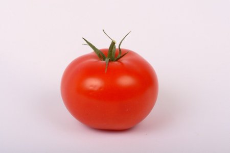 Красный помидор