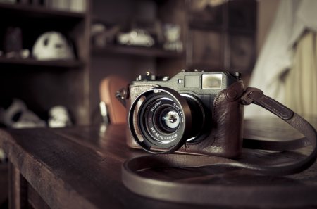 Фотоаппарат в интерьере