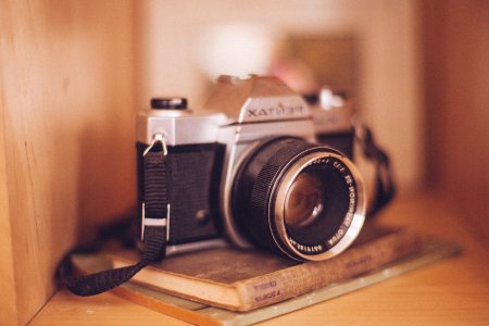 Фотоаппарат в интерьере