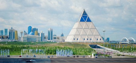 Дворец мира и согласия, Нур-Султан, Казахстан