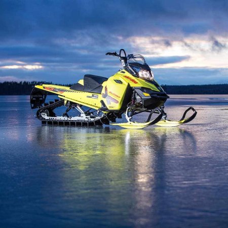 Снегоход Ski Doo Summit 800