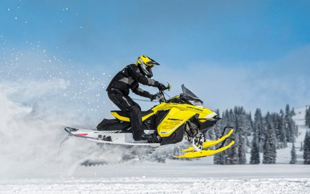Квадроцикл Ski-Doo