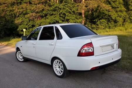 Lada Приора