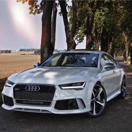 Car Audi RS 7