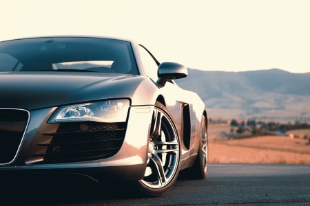 Audi r8 в Full HD