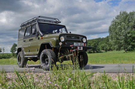 УАЗ-469 внедорожник «Хантер»