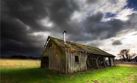 Сарай в деревне