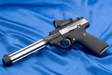 Beretta u22 Neos с глушителем