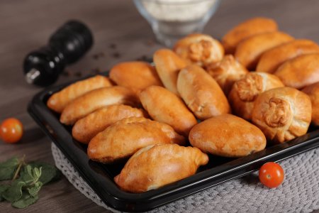 Пирожки печеные