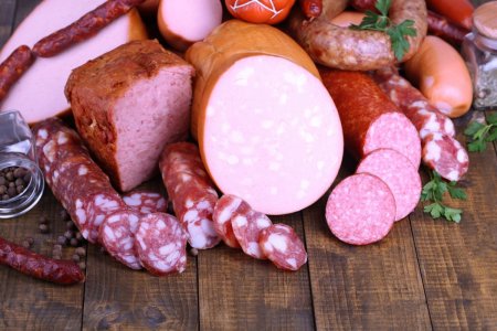 Мясо колбасы