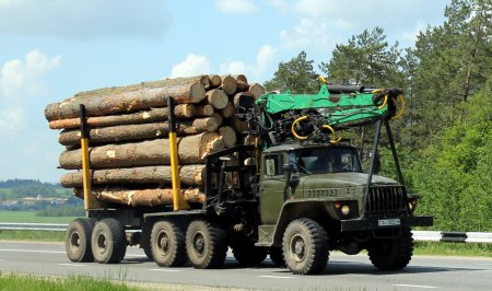 Урал 432010 лесовоз