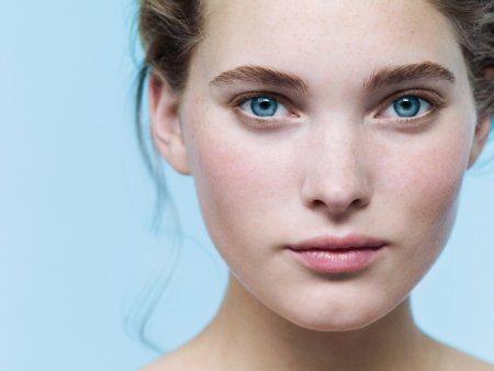 Лицо женщины