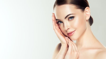 Лицо девушки