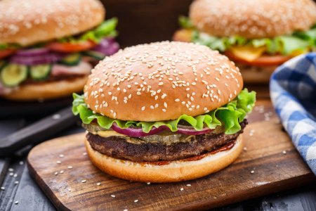 Красивый гамбургер