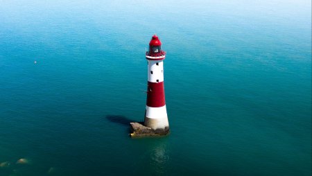 Маяк вид сверху