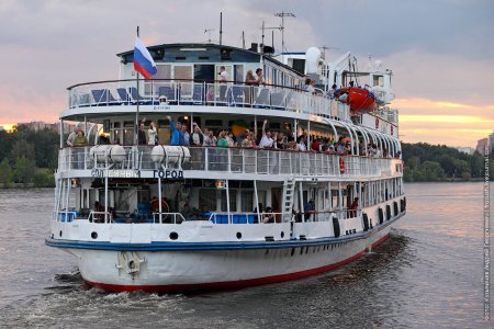 Самара Волга теплоход Солнечный город