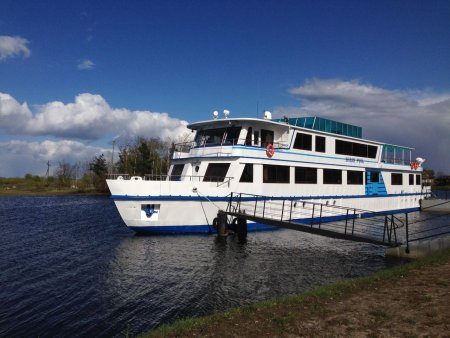 Теплоход белая Русь