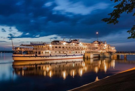 Теплоход Пермь Русь