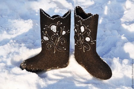 Валенки вышитые бисером