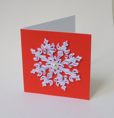 Новогодняя поделка из бархатной бумаги