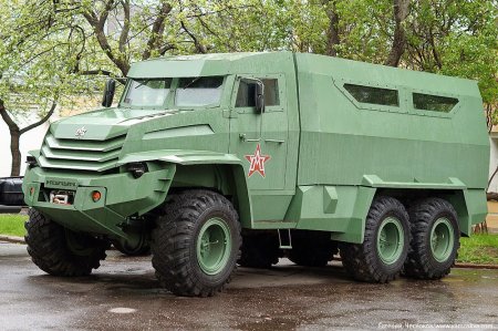 Бронеавтомобиль Тайфун Урал 63095