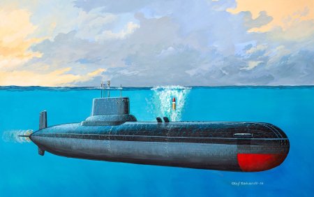 05138 Revell 1/400 Soviet Submarine Typhoon class