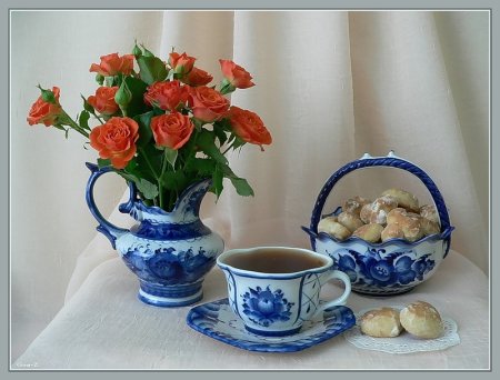 Гжельский натюрморт с цветами