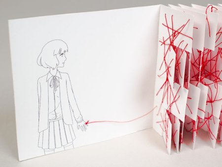 Красная нитка арт