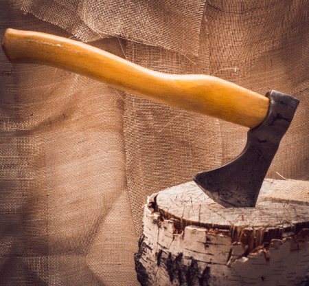 Колун старый