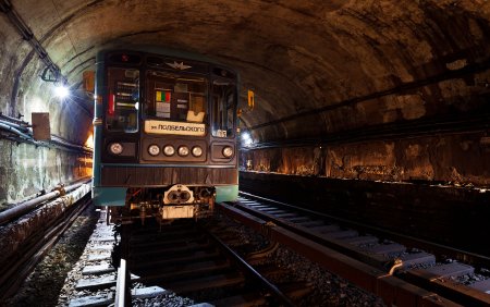 Подземное депо метрополитена