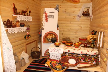 Русская изба внутри убранство