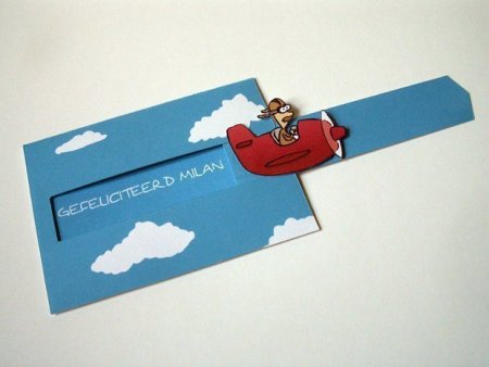 Открытка в виде самолета