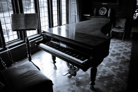 Красивое пианино