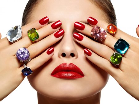 Профессиональный маникюр