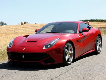 Ferrari f12 Berlinetta кабриолет